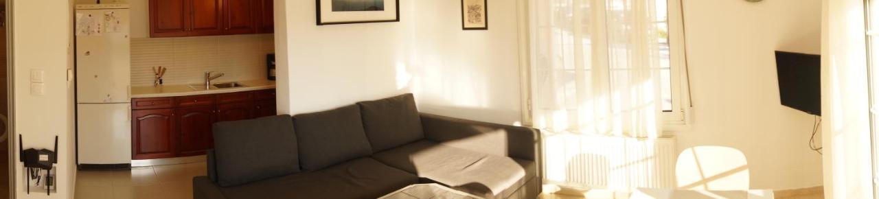 Τhe Sunny Apartments İgumeniça Dış mekan fotoğraf