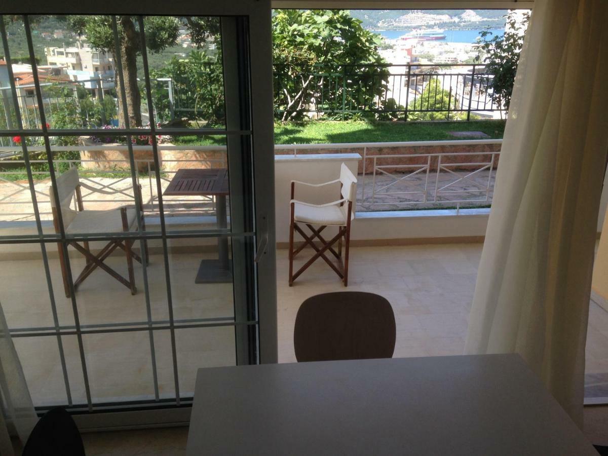 Τhe Sunny Apartments İgumeniça Dış mekan fotoğraf