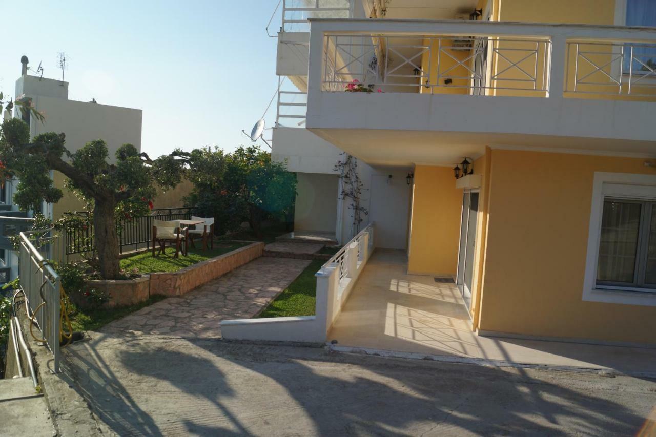 Τhe Sunny Apartments İgumeniça Dış mekan fotoğraf